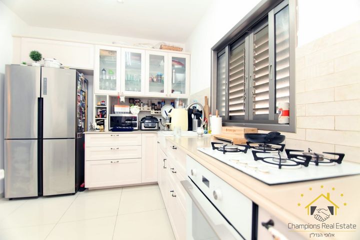 דירה, שדרות חיים וייצמן, צפון מערב מרכז העיר, נתניה