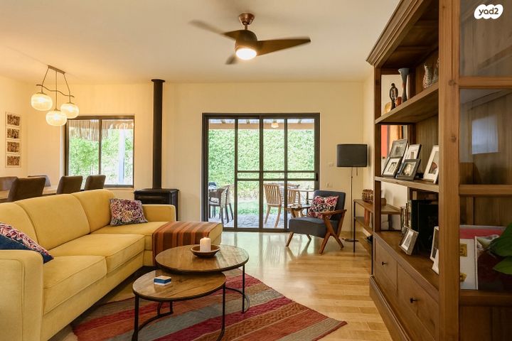 דו משפחתי, מלכי ישראל 15, נווה שרת, זכרון יעקב