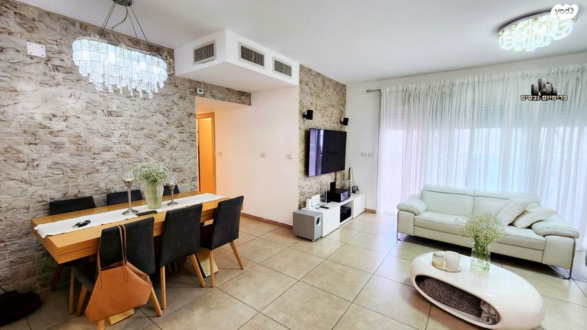 דירה, נחליאלי, נהריה הירוקה, נהריה