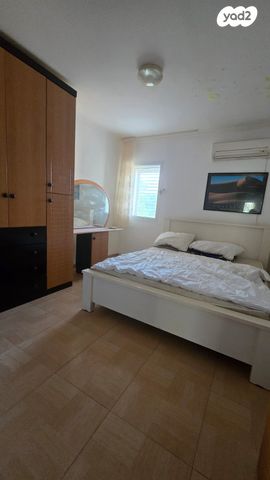 דירה, חצור הגלילית