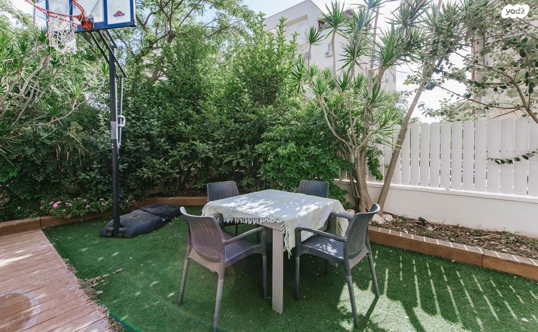 דירת גן, דב הוז 13, מעוז, כפר סבא