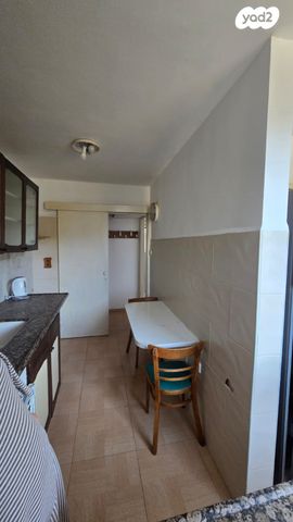 דירה, חצור הגלילית