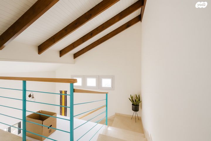 דו משפחתי, מלכי ישראל 15, נווה שרת, זכרון יעקב