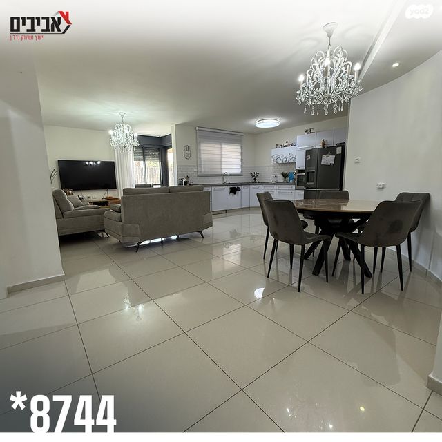 דירת גן, שדרות