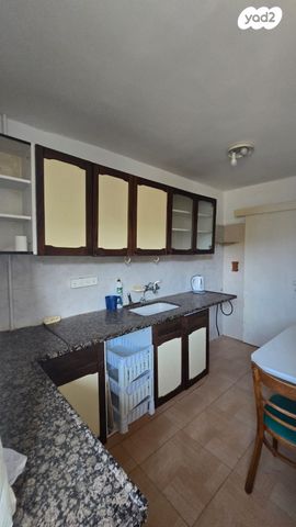 דירה, חצור הגלילית