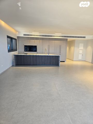 גג/ פנטהאוז, אשקלון