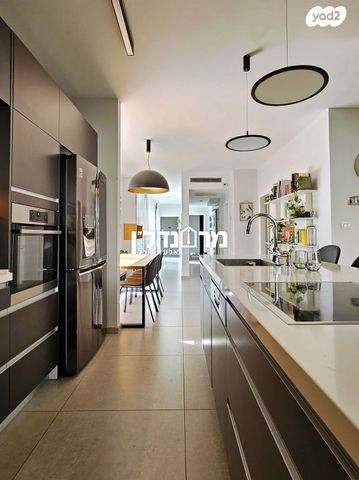 דירה, מרכז, הרצליה