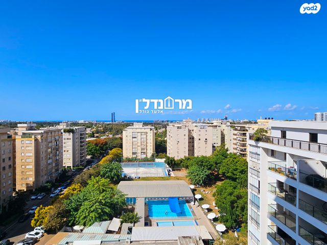 דירה, התנאים, נווה אמירים, הרצליה