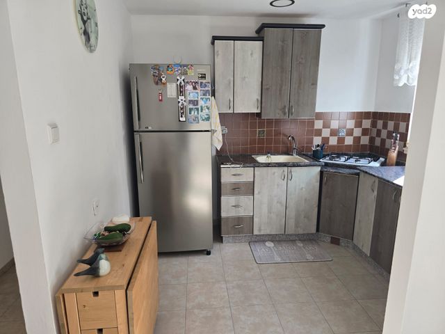 דו משפחתי, אופקים