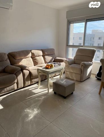 דירה, שדרות הרב עובדיה יוסף 8, אחיסמך, לוד