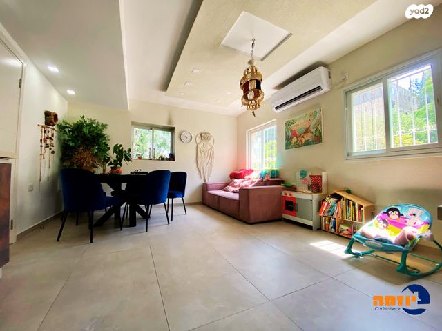 דירה, יצחק ניידיץ', קרית היובל, ירושלים