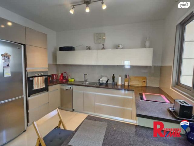 דירה, אנה פרנק 14, דרום מזרח, בת ים