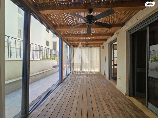 דירת גן, הלימון, עג'מי, גבעת העליה, תל אביב יפו