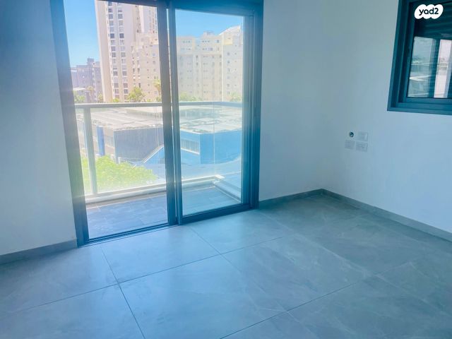 דירה, הרב קוקיס 18, עצמאות יוספטל, בת ים