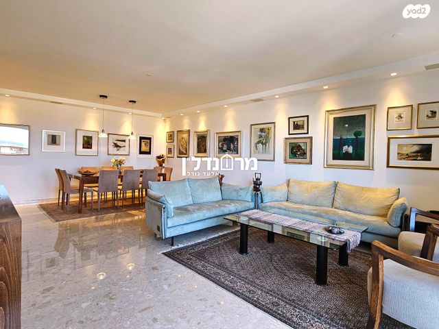 דירה, התנאים, נווה אמירים, הרצליה