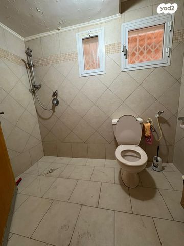 בית פרטי/ קוטג', הרב עוזיאל 6, אופקים