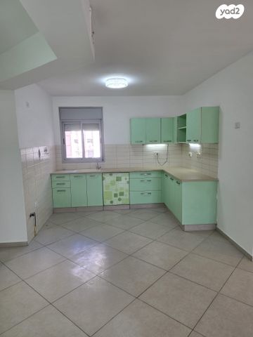 דירה, דינה 1, העיר העתיקה, רמב"ם, דרום, באר שבע