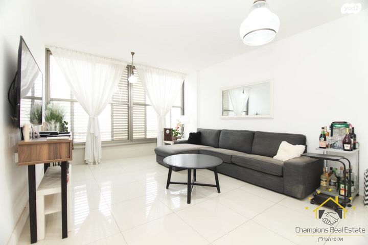 דירה, שדרות חיים וייצמן, צפון מערב מרכז העיר, נתניה