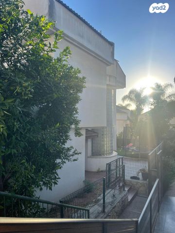 דו משפחתי, אלמוג 8, הר יונה, נצרת עילית / נוף הגליל