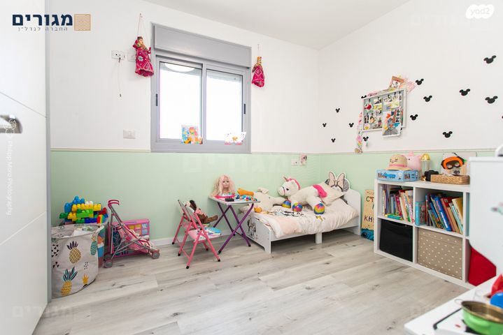 דירה, היסעור, החותרים, טירת כרמל