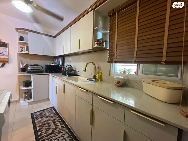 דירה, זלמן שז"ר, קרית ים  א', קרית ים