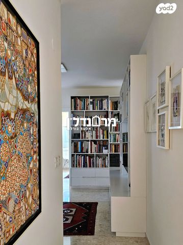 דירה, התנאים, נווה אמירים, הרצליה