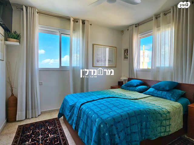 דירה, התנאים, נווה אמירים, הרצליה