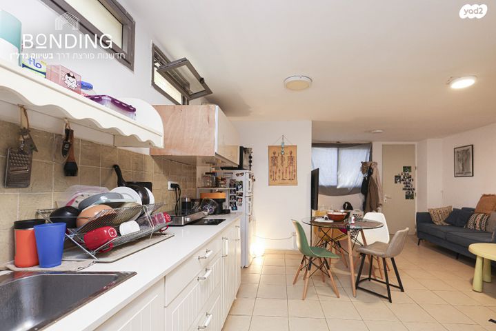 דו משפחתי, האודם, 212 מזרח, אבן יהודה