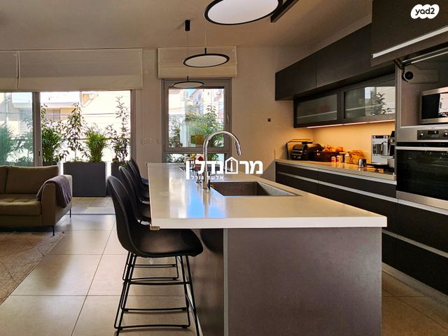 דירה, מרכז, הרצליה