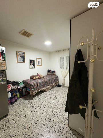 בית פרטי/ קוטג', הרב עוזיאל 6, אופקים