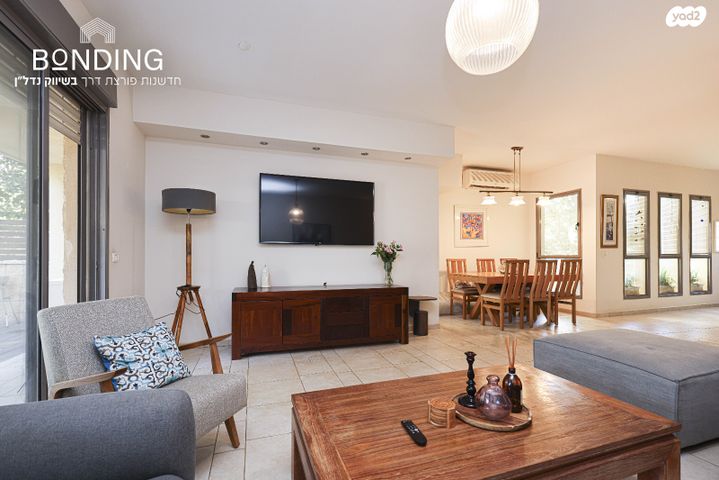 דו משפחתי, האודם, 212 מזרח, אבן יהודה