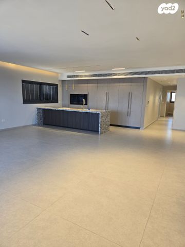 גג/ פנטהאוז, אשקלון