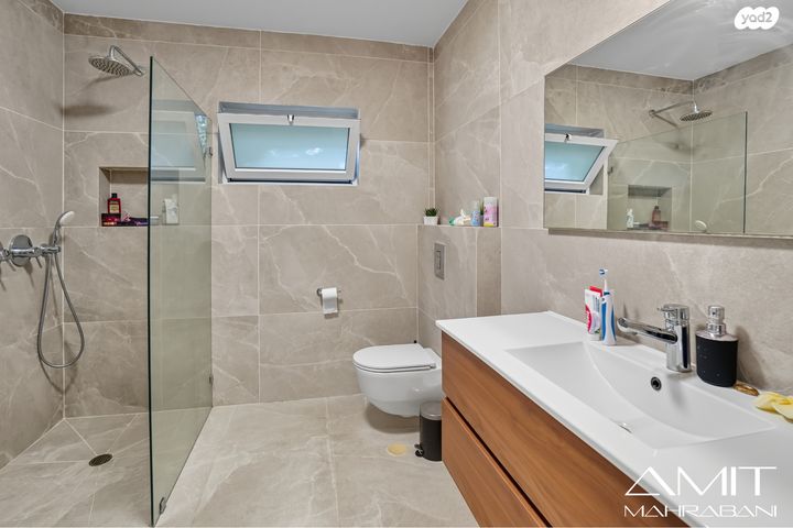 בית פרטי/ קוטג', להבים