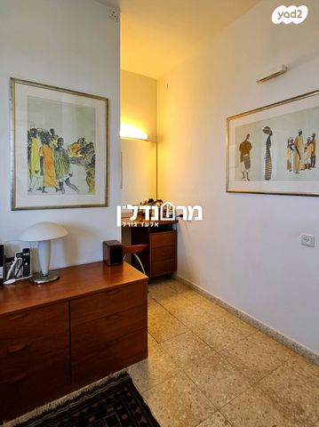 דירה, התנאים, נווה אמירים, הרצליה