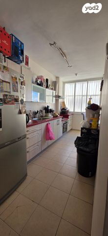 דירה, ז'בוטינסקי 8, עצמאות יוספטל, בת ים