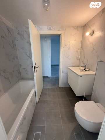 דירה, ביאליק, צפון מערב מרכז העיר, נתניה