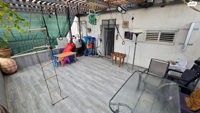 דירה, אשכולות, כרמיאל