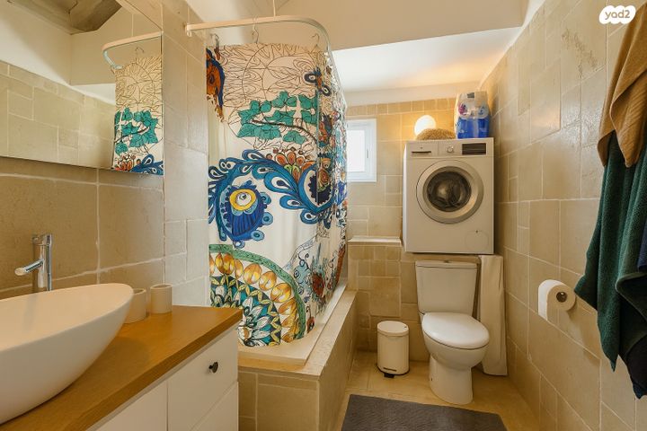 דו משפחתי, מלכי ישראל 15, נווה שרת, זכרון יעקב