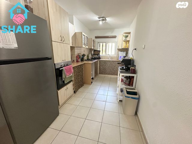 דירה, אשכולות, כרמיאל