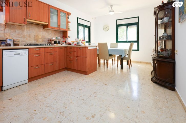 בית פרטי/ קוטג', קדימה צורן