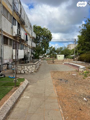 דירה, גבעת חן, בנימינה גבעת עדה