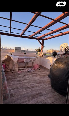 דירה, הארבעה, פסגת זאב, ירושלים