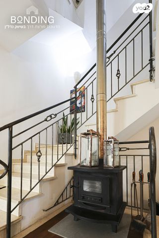 דו משפחתי, האודם, 212 מזרח, אבן יהודה