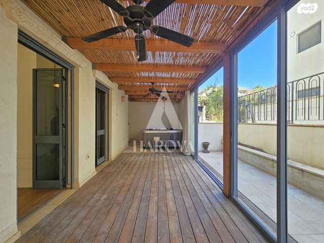 דירת גן, הלימון, עג'מי, גבעת העליה, תל אביב יפו