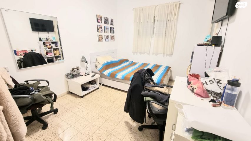 דירה, הל"ה, הל"ה, גבעתיים