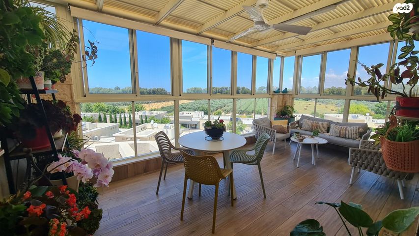 גג/ פנטהאוז, עכו