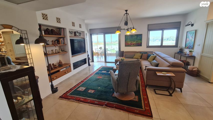 גג/ פנטהאוז, עכו