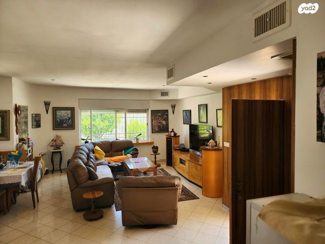 בית פרטי/ קוטג', תאנה, אורה, אורה