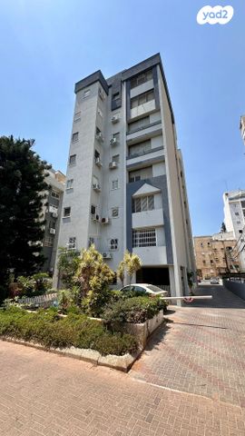 שדרות חיים וייצמן 43