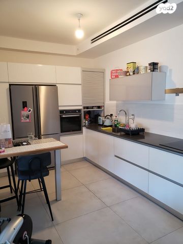 דירה, נווה אביבים, תל אביב יפו